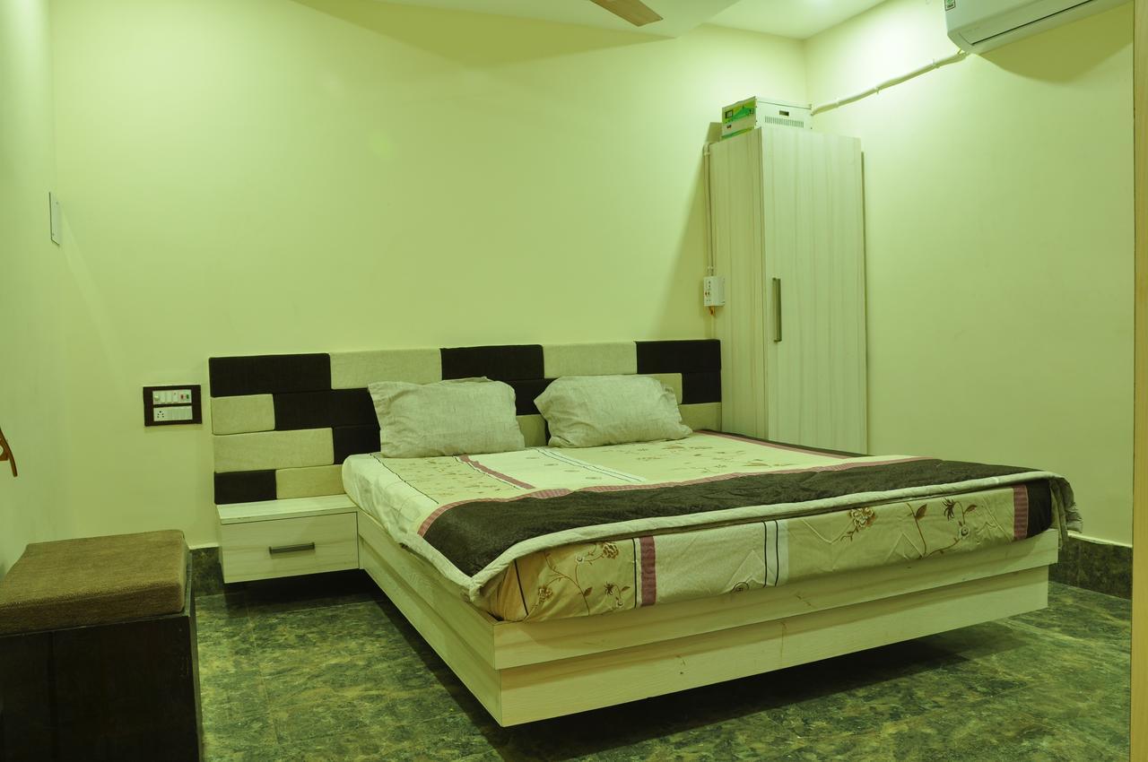 Hotel Golden Inn Balangir 外观 照片